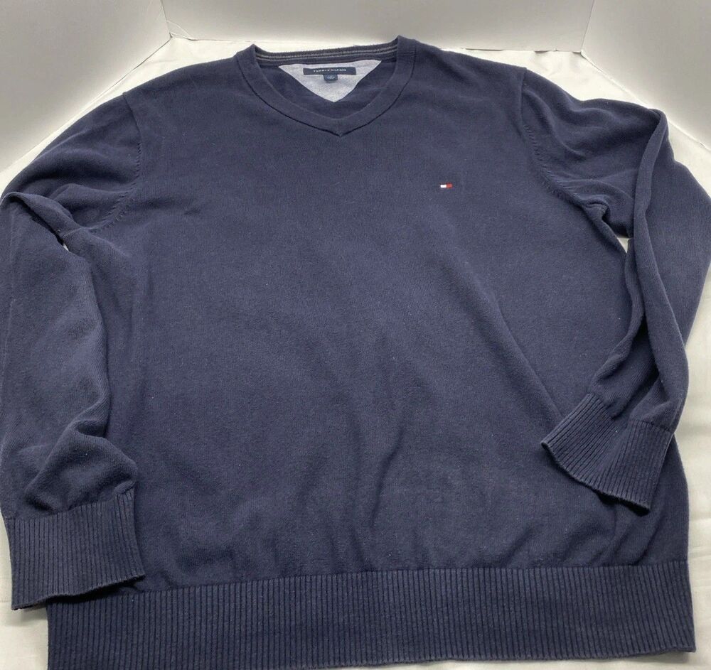 Tommy Hilfiger Men’s V-Neck Sweater Size L Large Navy Blue Cotton Knit Pullover